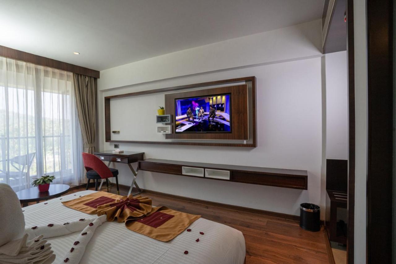 Hotel Saugandhika West Gate Wayanad Zewnętrze zdjęcie